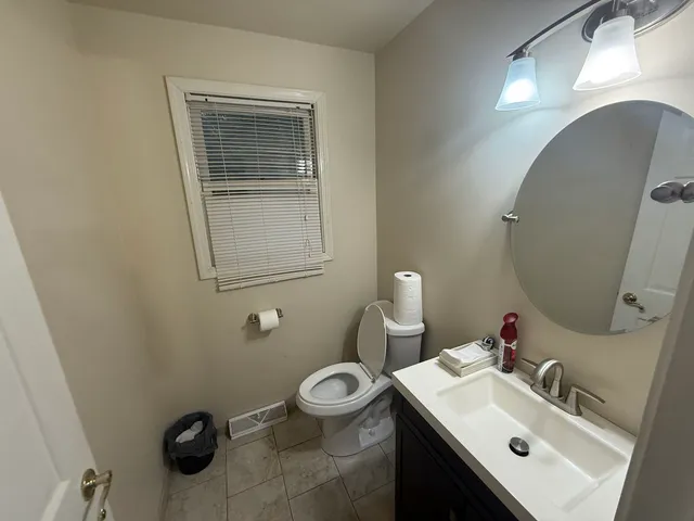 $320,000 | 2937 Kathleen Lane, Flossmoor, IL 60422