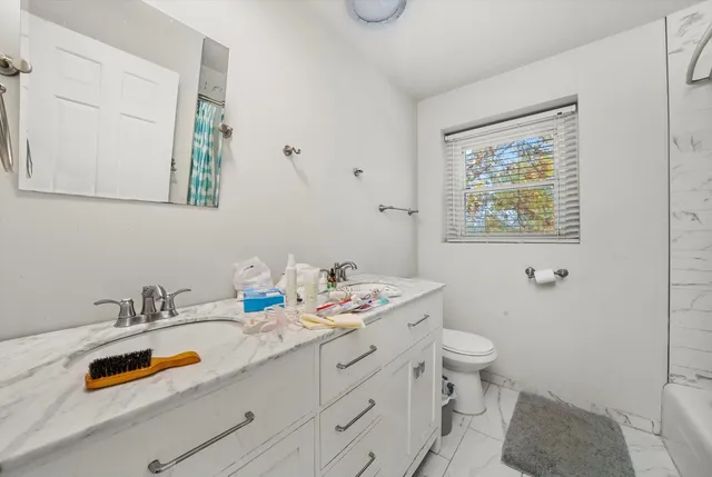 $320,000 | 2937 Kathleen Lane, Flossmoor, IL 60422