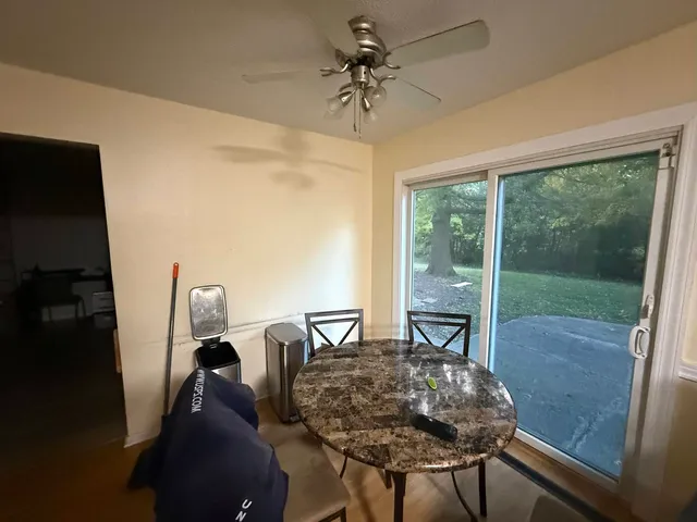 $320,000 | 2937 Kathleen Lane, Flossmoor, IL 60422