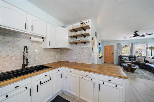 $325,000 | 1909 27th Street West, Bradenton, FL 34205