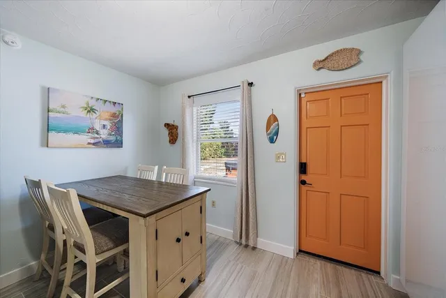 $325,000 | 1909 27th Street West, Bradenton, FL 34205