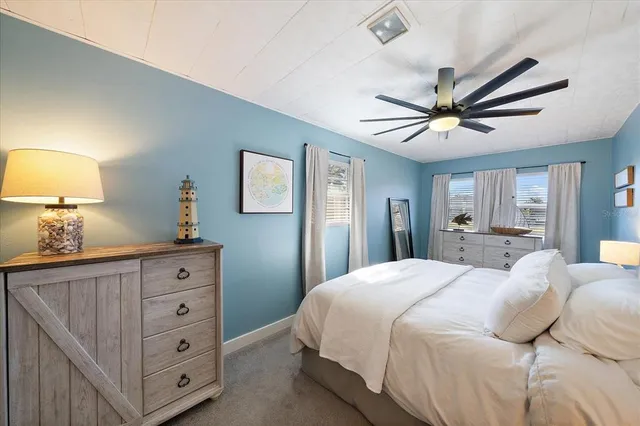 $325,000 | 1909 27th Street West, Bradenton, FL 34205