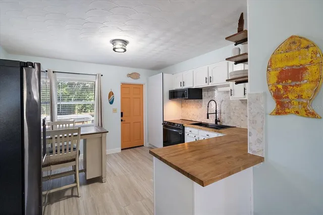 $325,000 | 1909 27th Street West, Bradenton, FL 34205