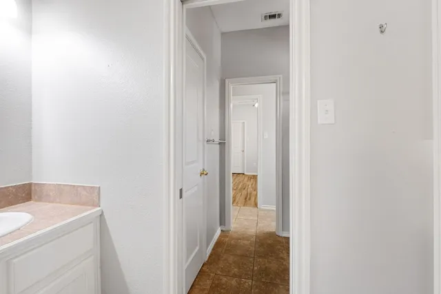 $2,450 | 2906 Pearl Street, Unit C, Austin, TX 78705