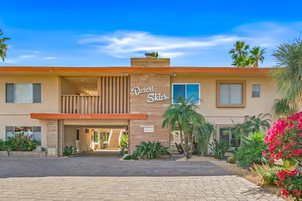 $269,000 | 2290 South Palm Canyon Drive, Unit 17, Palm Springs, CA 92264
