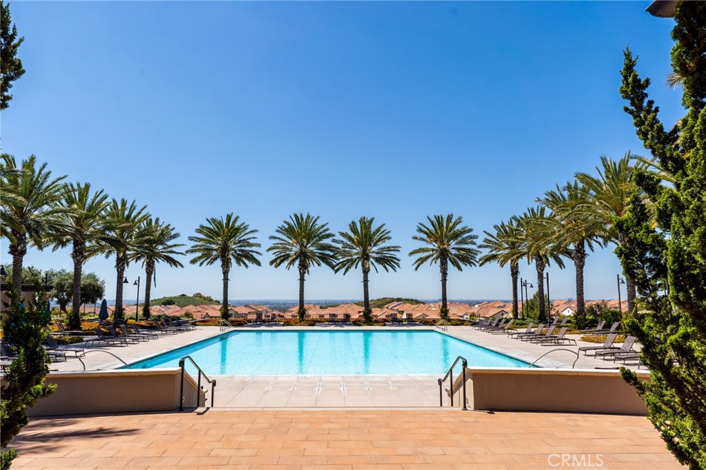 218 Oceano Irvine, CA 92602 - Photo 16 of 56