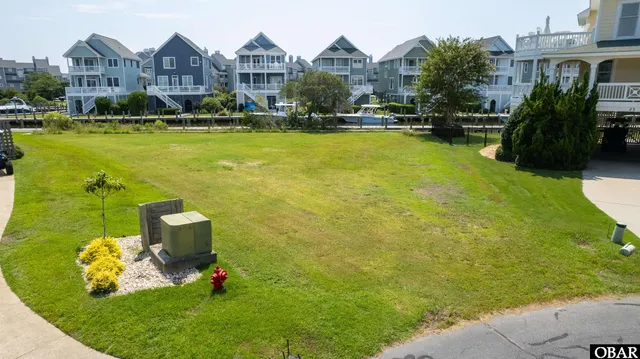 $350,000 | 22 Spinnaker Court, Manteo, NC 27954