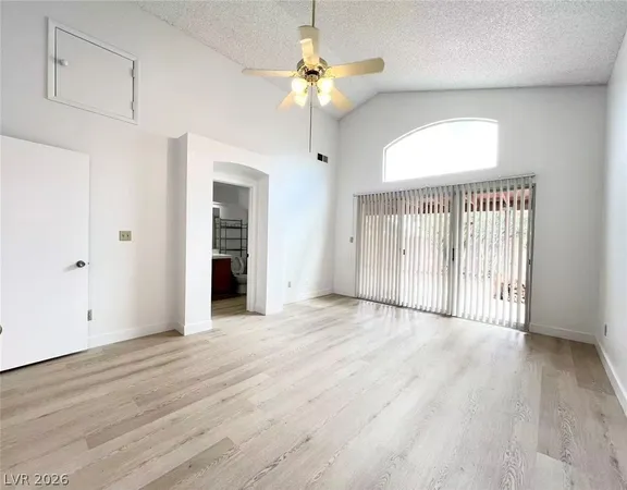 $1,950 | 10001 Dove Ridge Drive, Las Vegas, NV 89117