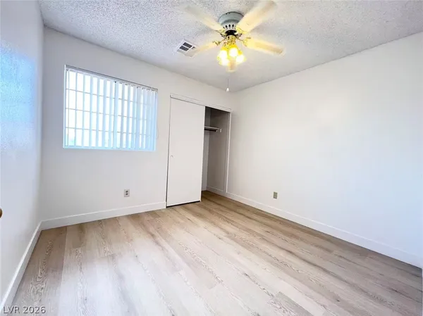 $1,950 | 10001 Dove Ridge Drive, Las Vegas, NV 89117