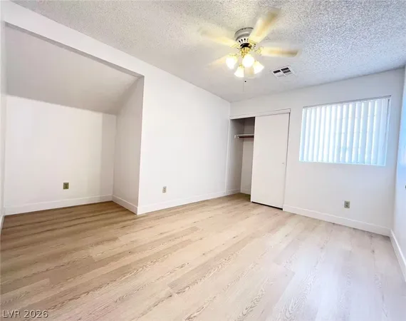 $1,950 | 10001 Dove Ridge Drive, Las Vegas, NV 89117