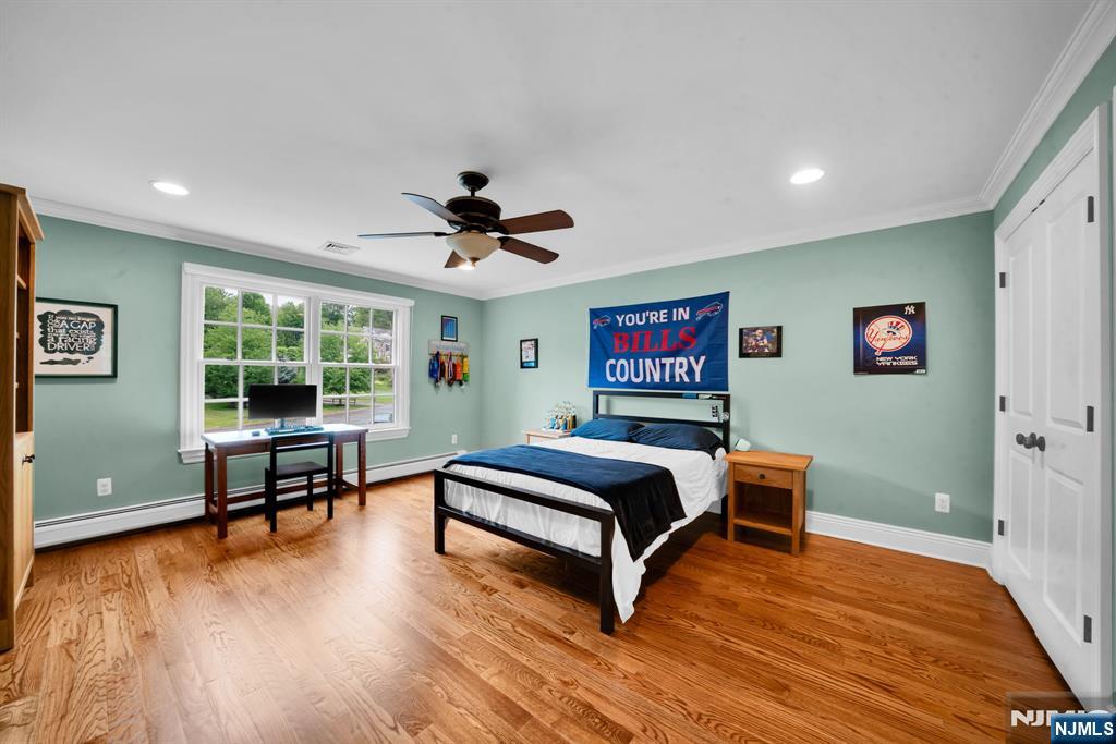 222 Deep Brook Road Wyckoff, NJ 07481 - Photo 32 of 50