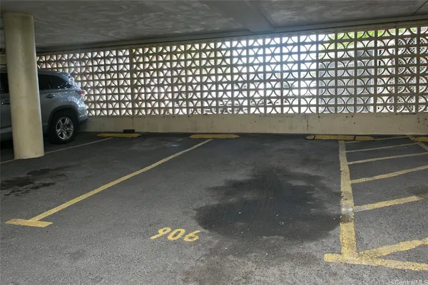 $700,000 | 14 Aulike Street, Unit 906, Kailua, HI 96734