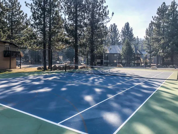 $655,000 | 2 Arrowhead Drive, Unit 14, Mammoth Lakes, CA 93546