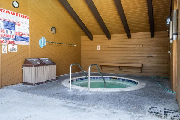 $655,000 | 2 Arrowhead Drive, Unit 14, Mammoth Lakes, CA 93546