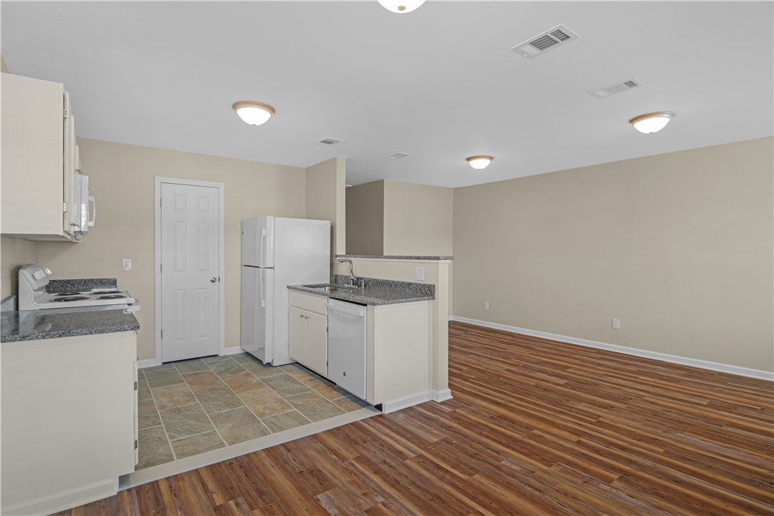 371 Cherokee Avenue Waycross, GA 31501 - Photo 10 of 23