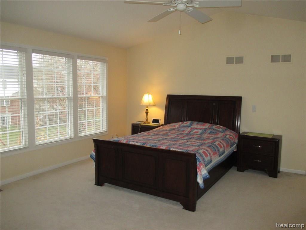 3739 Woodmonte Drive Rochester, MI 48306 - Photo 21 of 42 IMG_2095.JPG