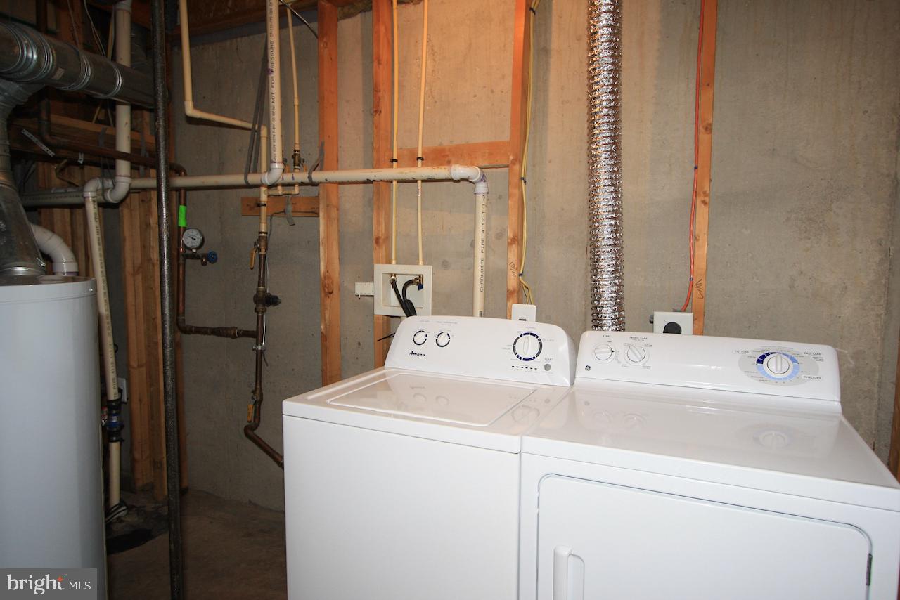 17630 Basalt Way Hagerstown, MD 21740 - Photo 18 of 20 New Washer & Dryer