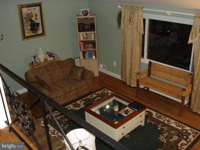12907 Moray Road Silver Spring, MD 20906 - Photo 7 of 10 Living Room #2