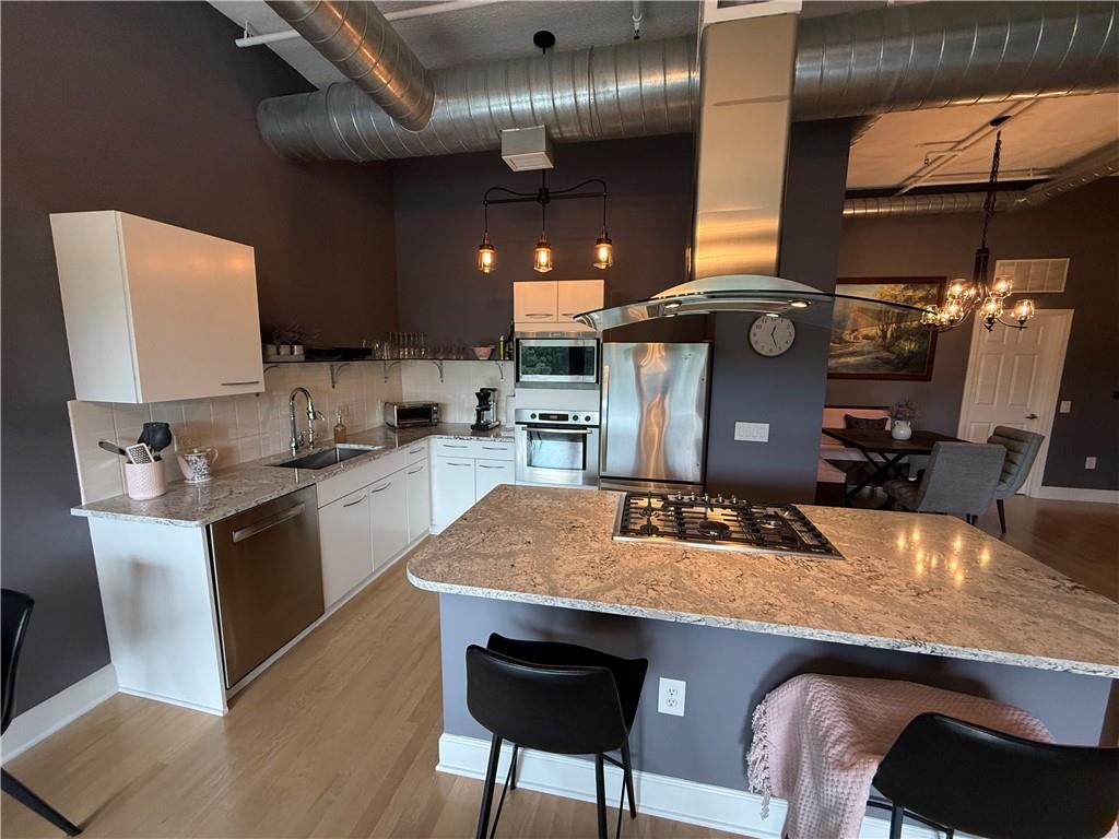 3820 Roswell Road Northeast, Unit 709 Atlanta, GA 30342 - Photo 5 of 36