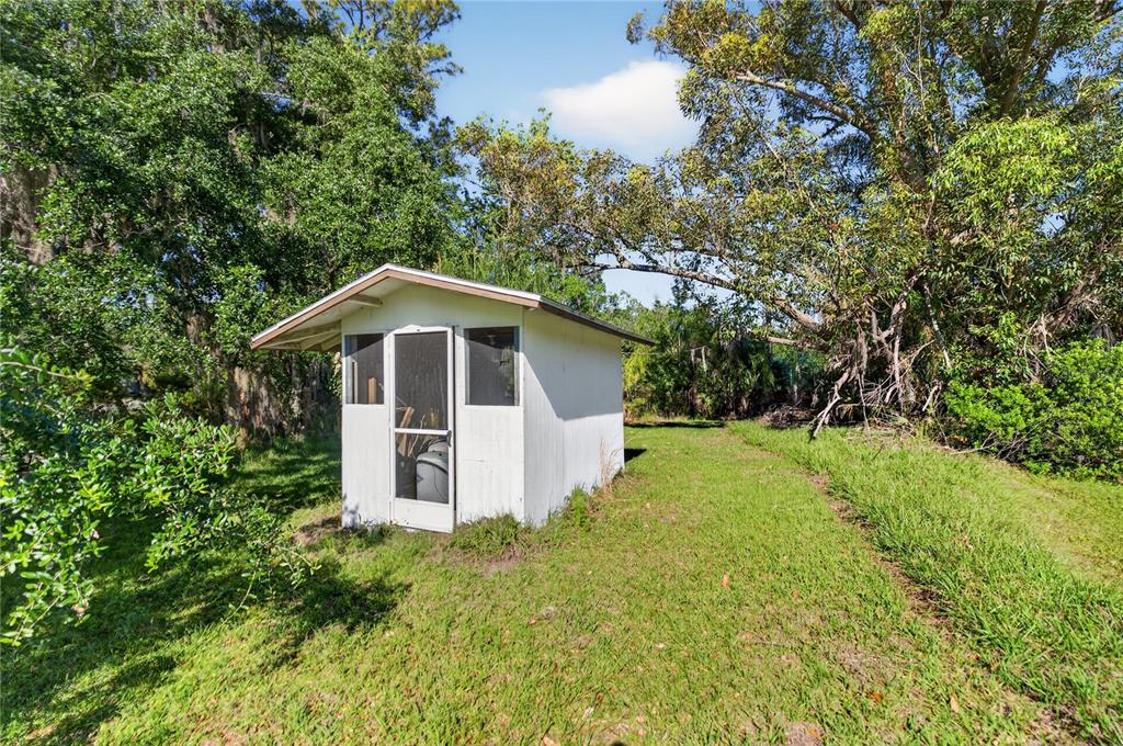 3711 Hidden River Road Sarasota, FL 34240 - Photo 12 of 45 Gallery Image 12