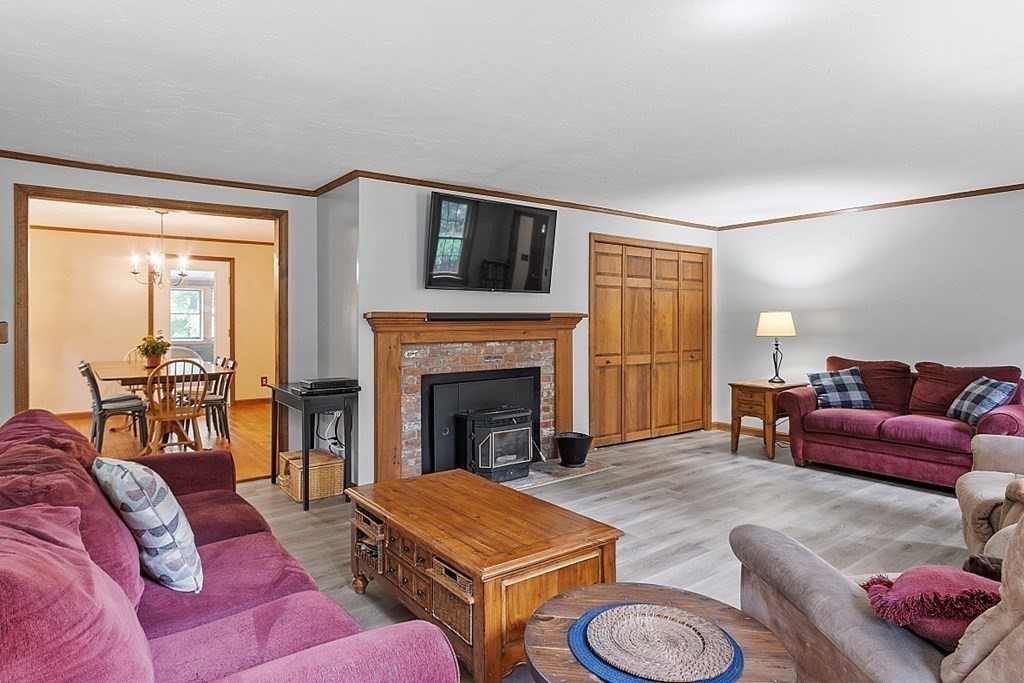 74 Willard Road Westminster, MA 01473 - Photo 7 of 42 Gallery Image 7