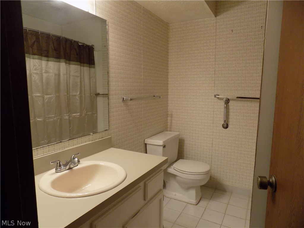 16595 Wren Road, Unit D Chagrin Falls, OH 44023 - Photo 13 of 13 Gallery Image 13