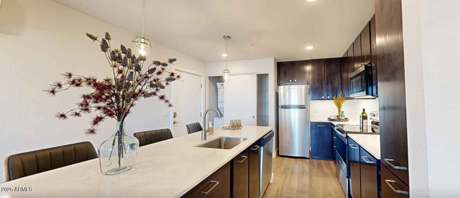 6025 West Thomas Road, Unit 2 Phoenix, AZ 85033 - Photo 4 of 24 Kitchen