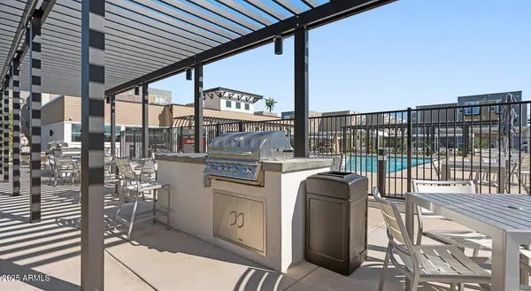 $1,854 | 6025 West Thomas Road, Unit 2, Phoenix, AZ 85033