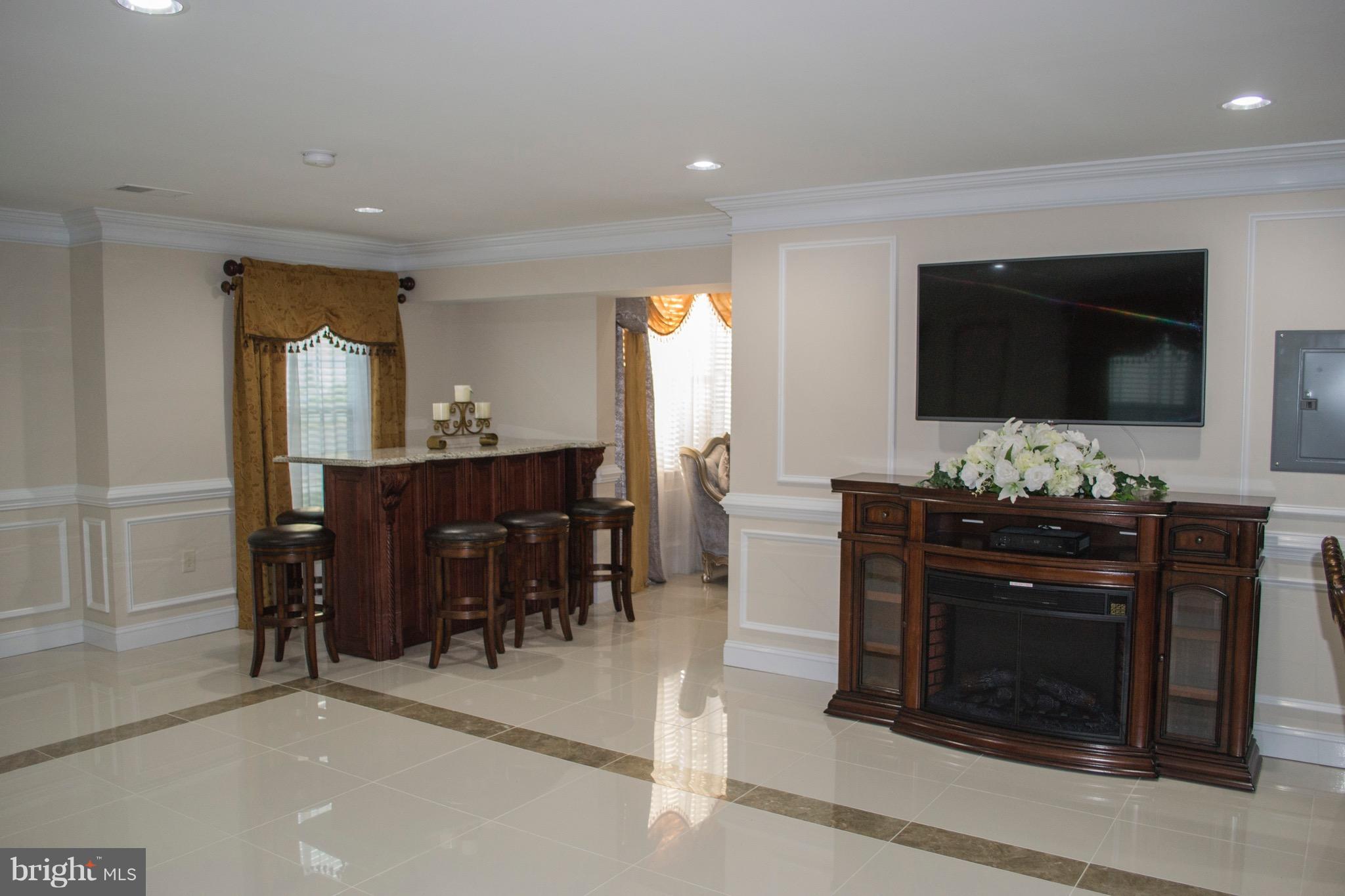 13721 Palm Road Woodbridge, VA 22193 - Photo 15 of 30 Living Room