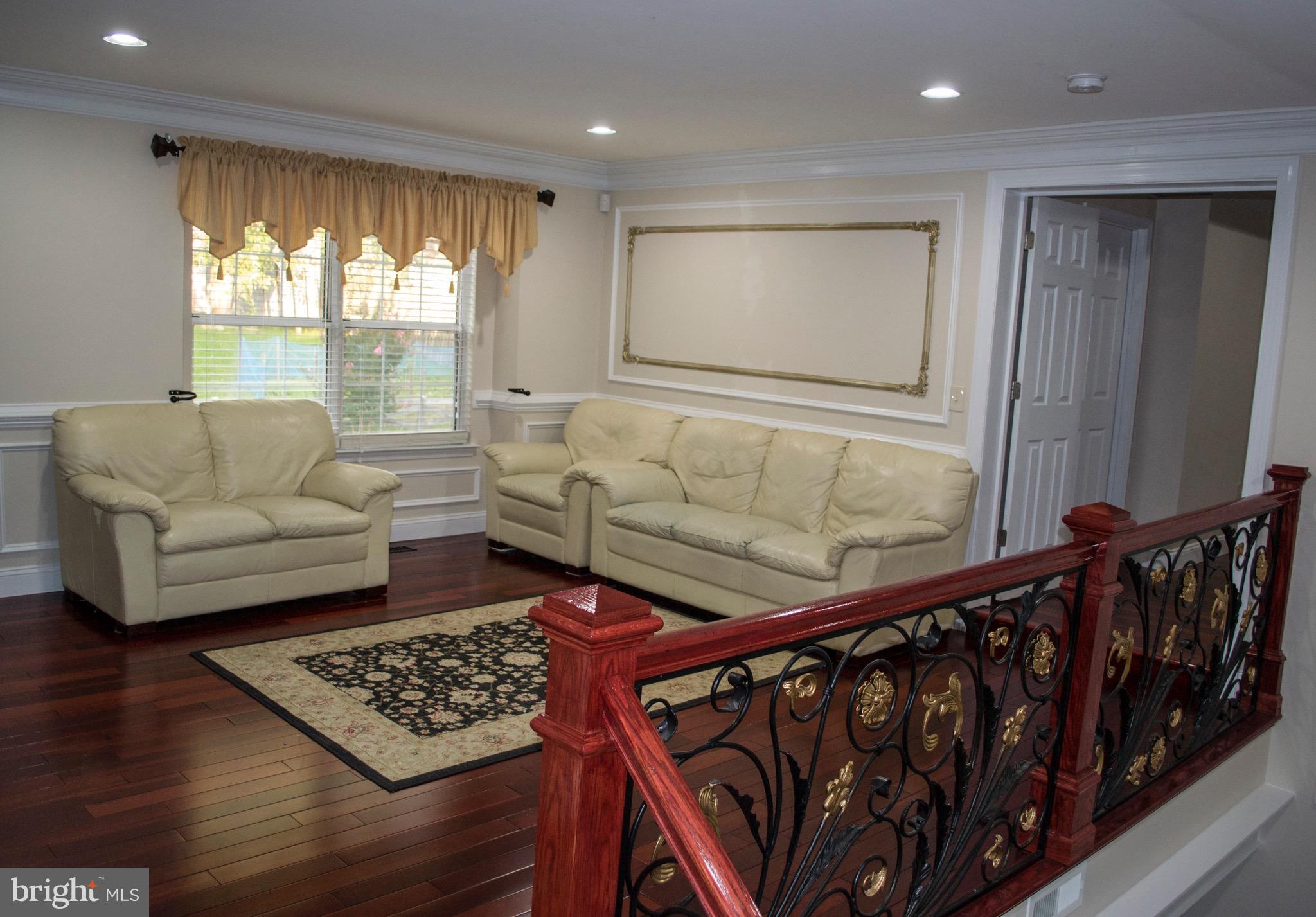 13721 Palm Road Woodbridge, VA 22193 - Photo 26 of 30 Living Room #2 / Den