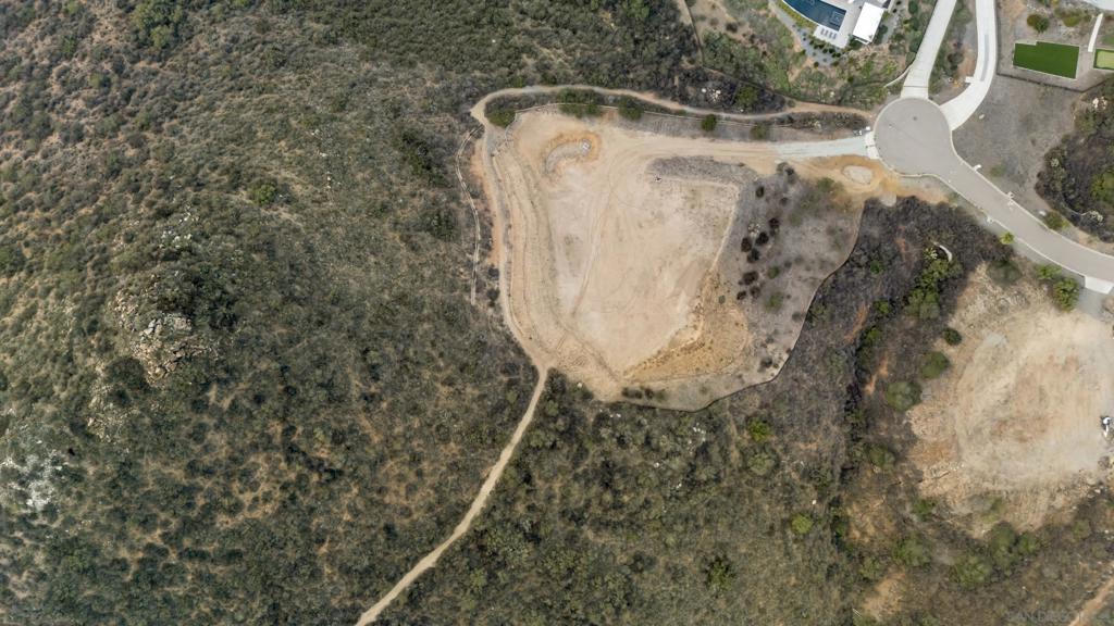 15003 Tooth Rock Road Poway, CA 92064 - Photo 8 of 9