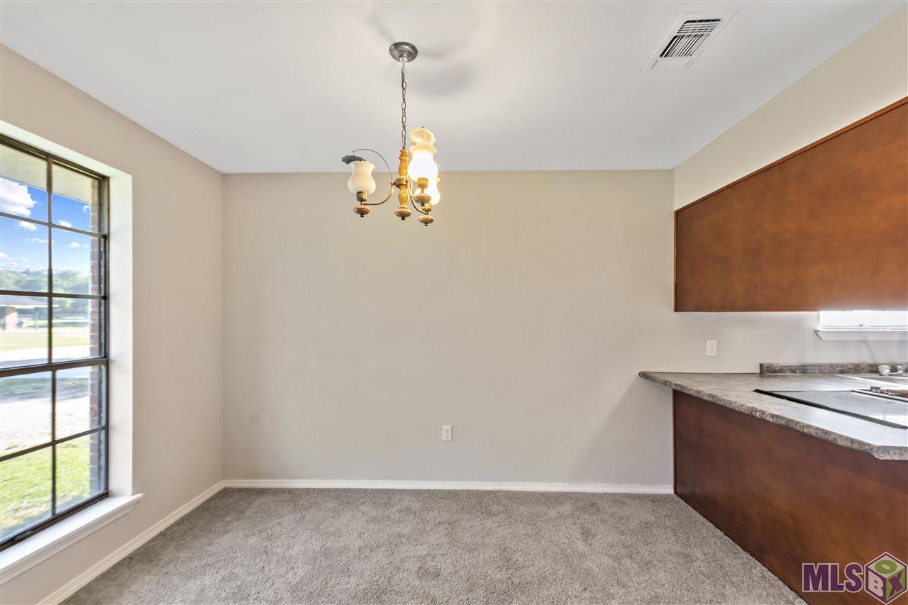 9561 Rustling Oaks Drive Baton Rouge, LA 70818 - Photo 8 of 17
