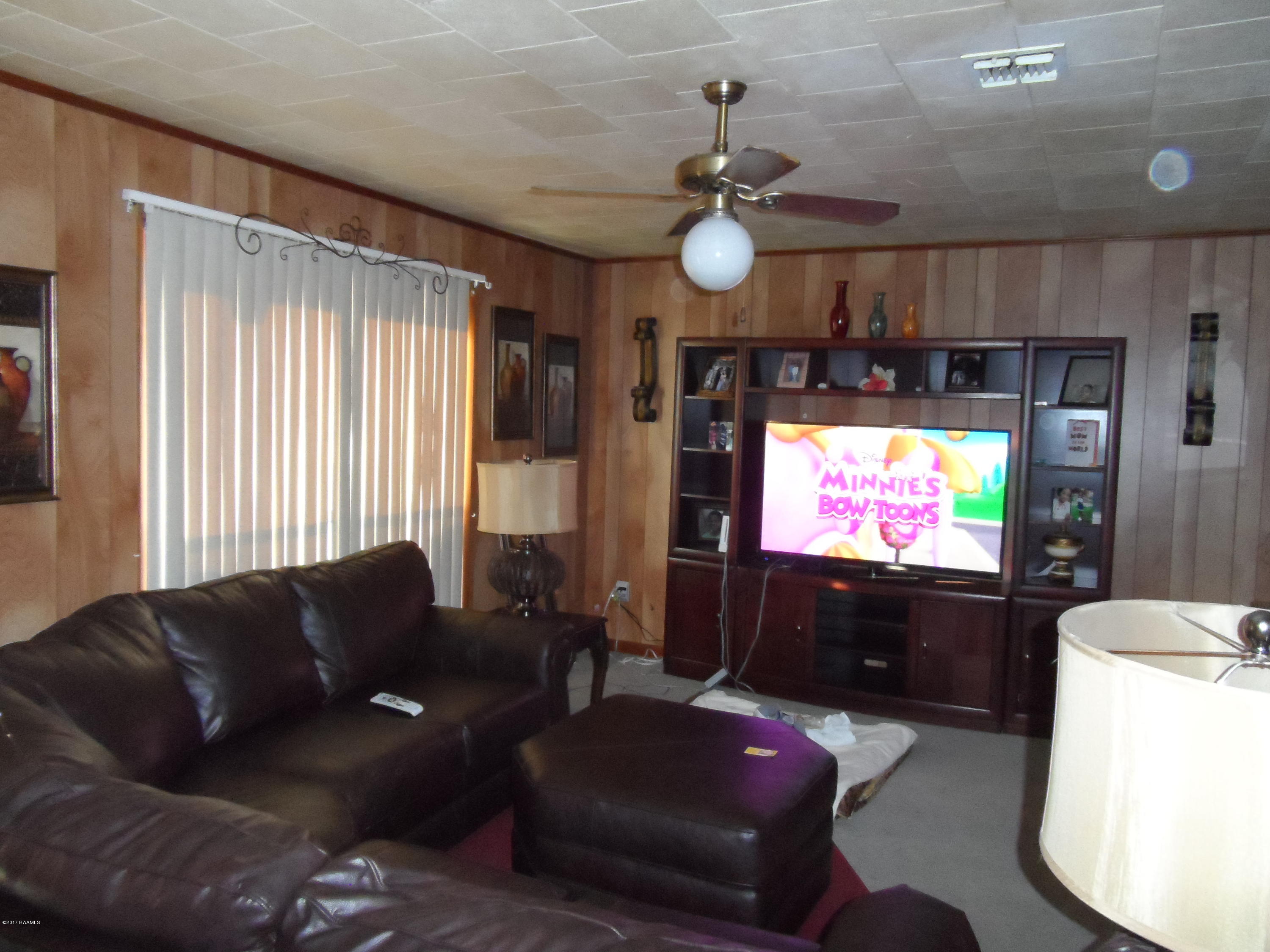 308 Jack Miller Road Ville Platte, LA 70586 - Photo 7 of 17 SAM_1933
