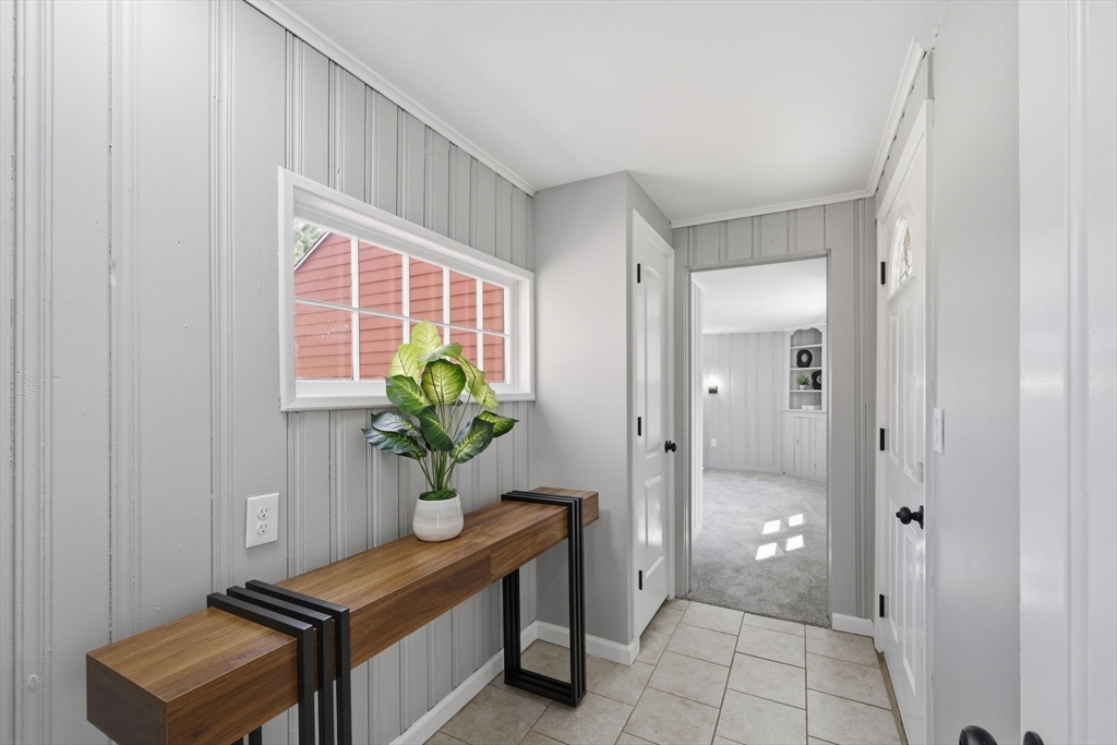 118 Surrey Road Springfield, MA 01118 - Photo 13 of 31