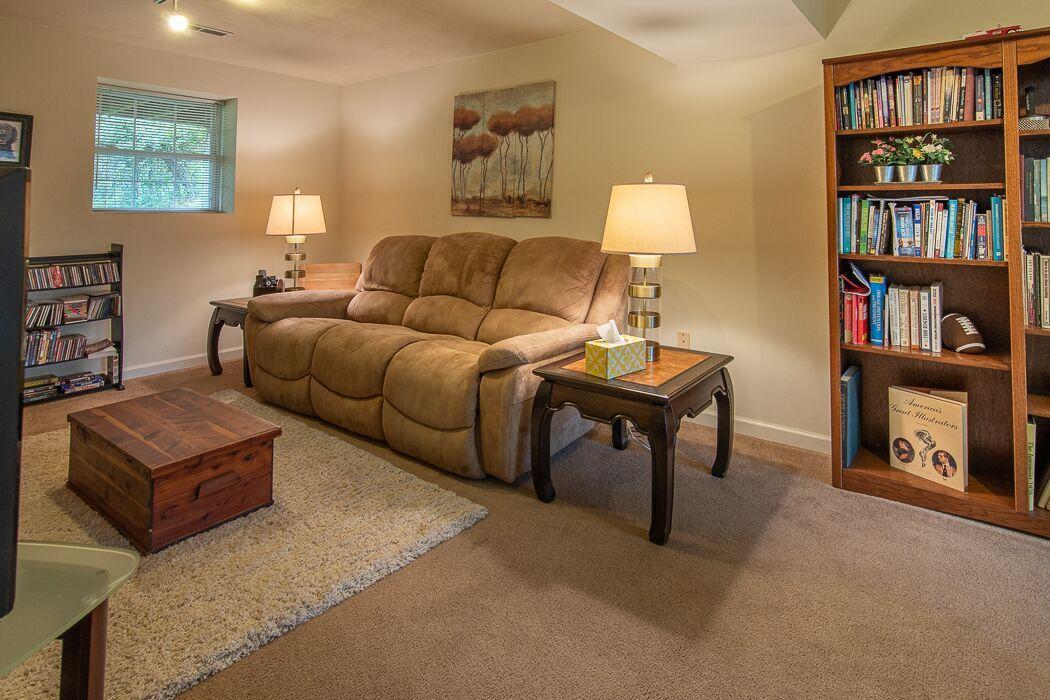 2612 Spring Road Southwest Roanoke, VA 24015 - Photo 23 of 44 Spring RD 19