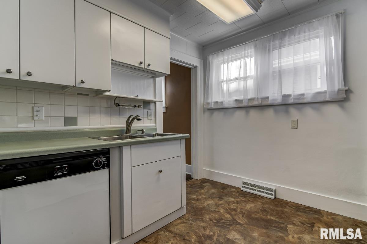 1825 South State Street Springfield, IL 62704 - Photo 9 of 28