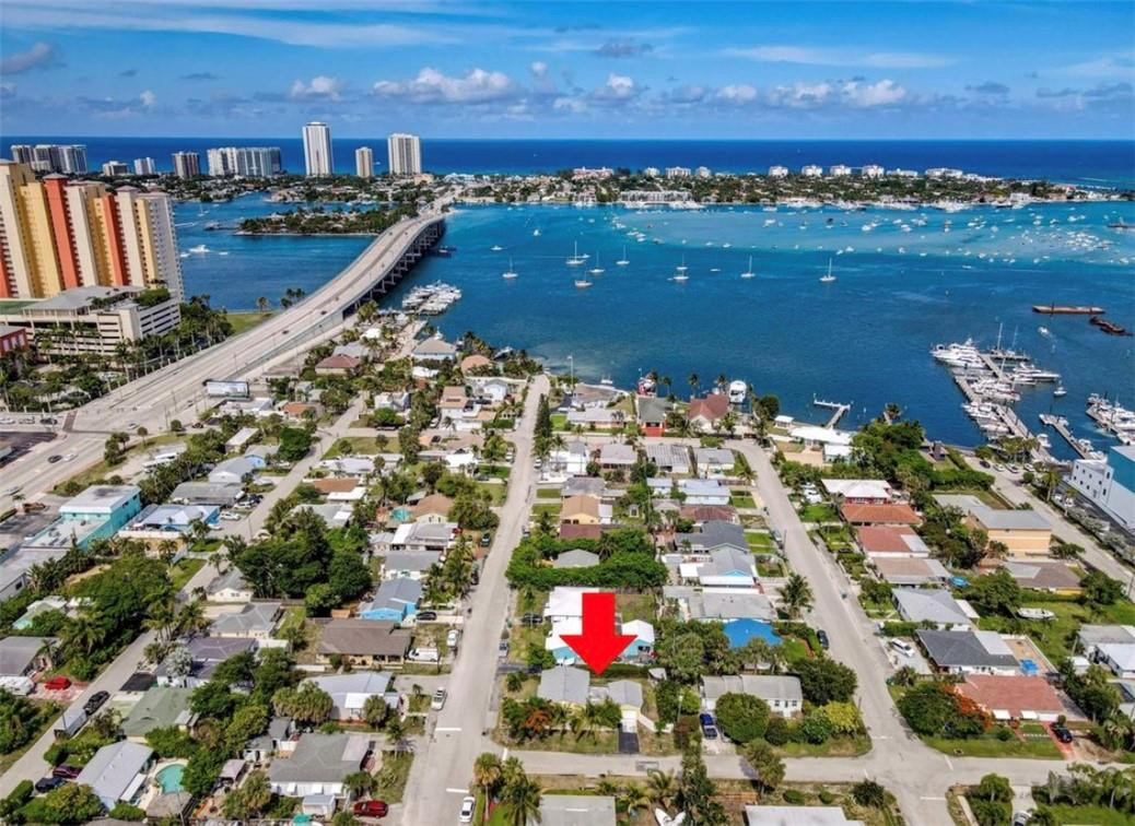 201 East 24th Street Riviera Beach, FL 33404 - Photo 17 of 27 Photo 17