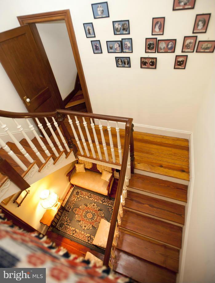 330 Highview Road Tracys Landing, MD 20779 - Photo 12 of 29 Interior (General)