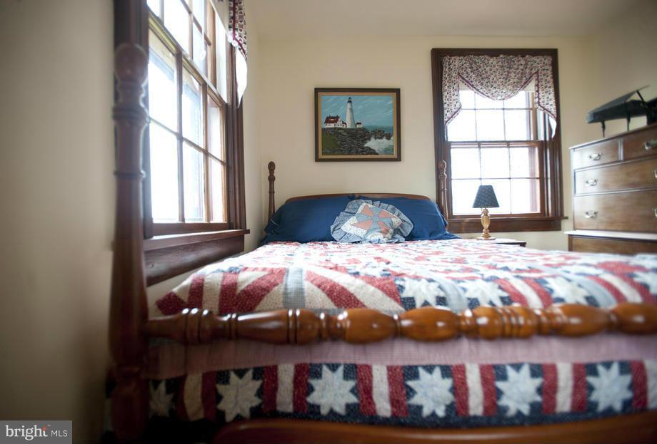 330 Highview Road Tracys Landing, MD 20779 - Photo 21 of 29 Bedroom