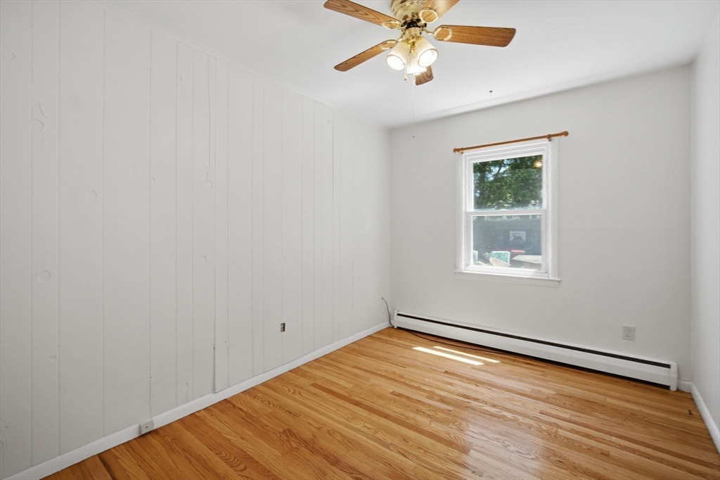 185 Marmon Street Springfield, MA 01129 - Photo 18 of 41