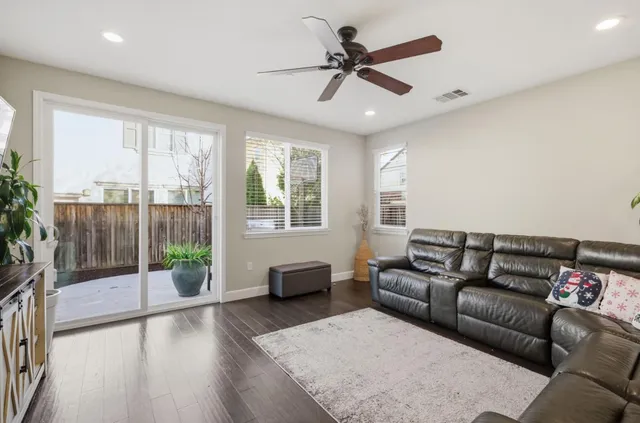 $999,000 | 7716 Oregano Way, Gilroy, CA 95020