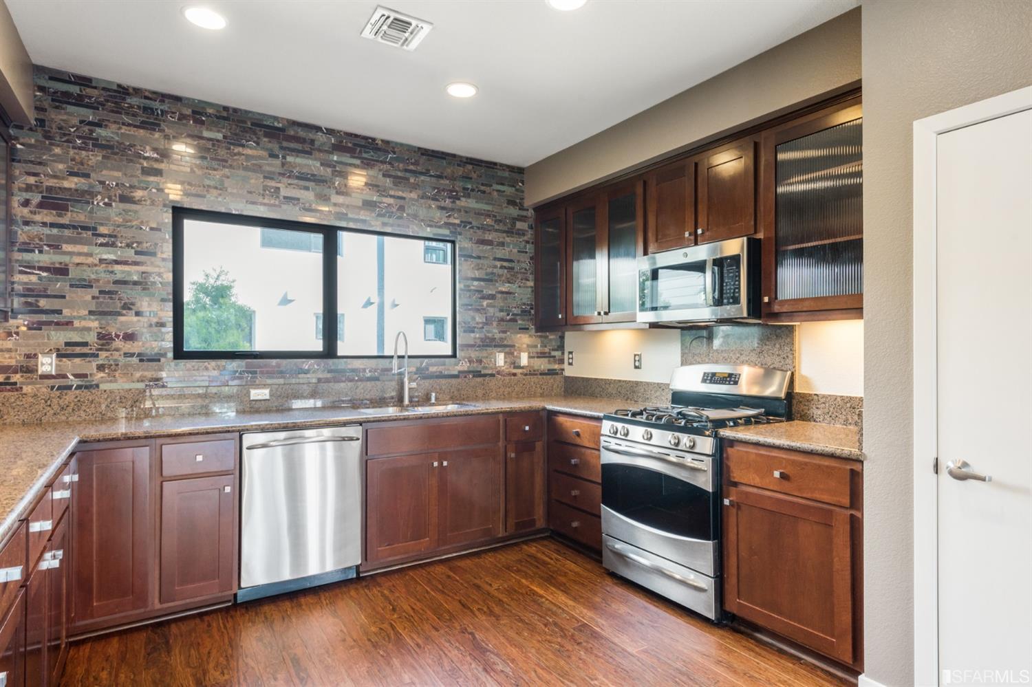 1790 12th Street Oakland, CA 94607 - Photo 20 of 43