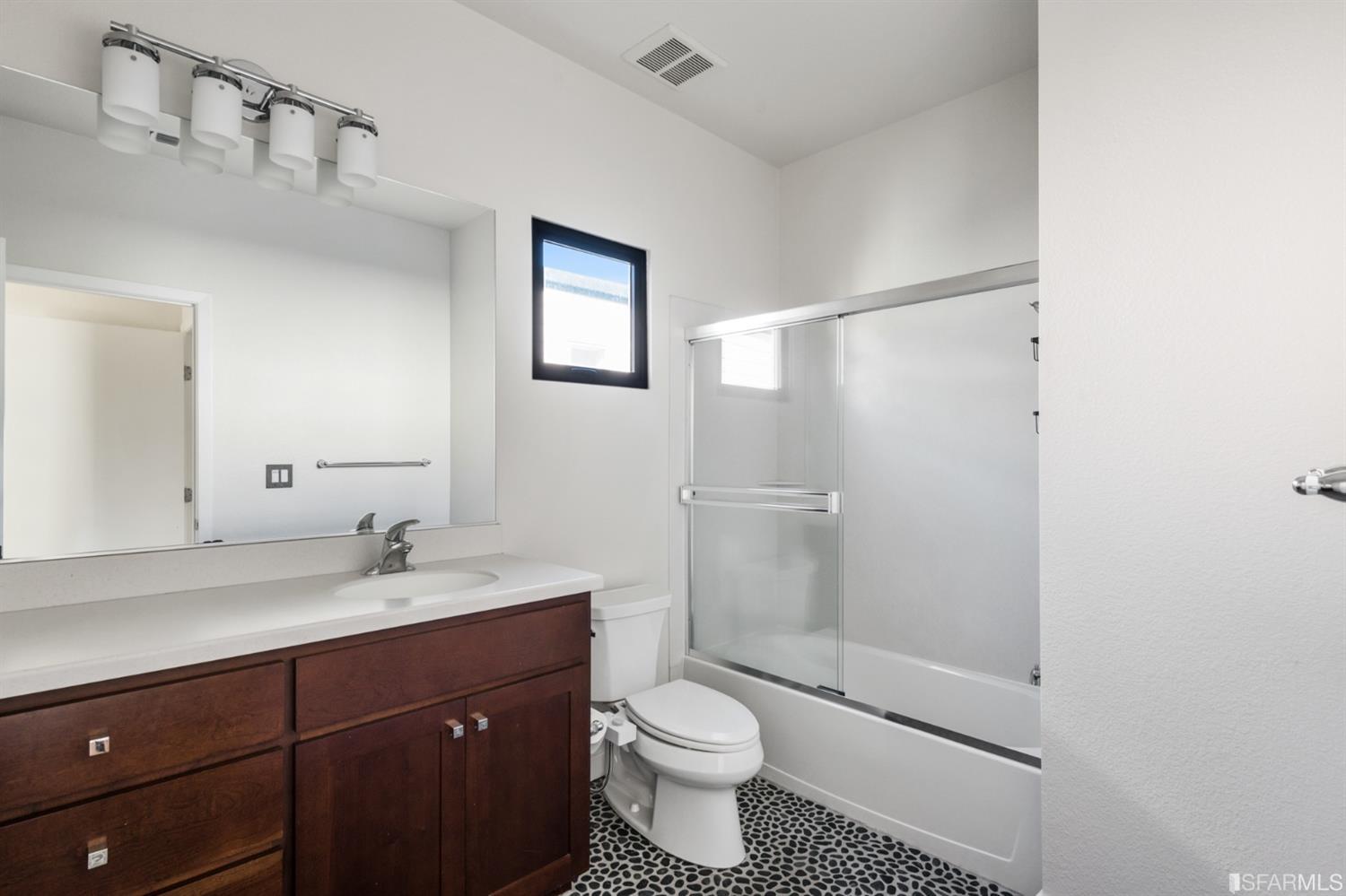 1790 12th Street Oakland, CA 94607 - Photo 31 of 43