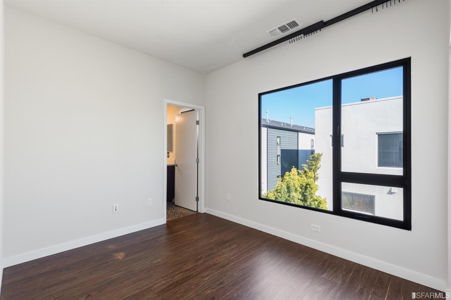 1790 12th Street Oakland, CA 94607 - Photo 33 of 43