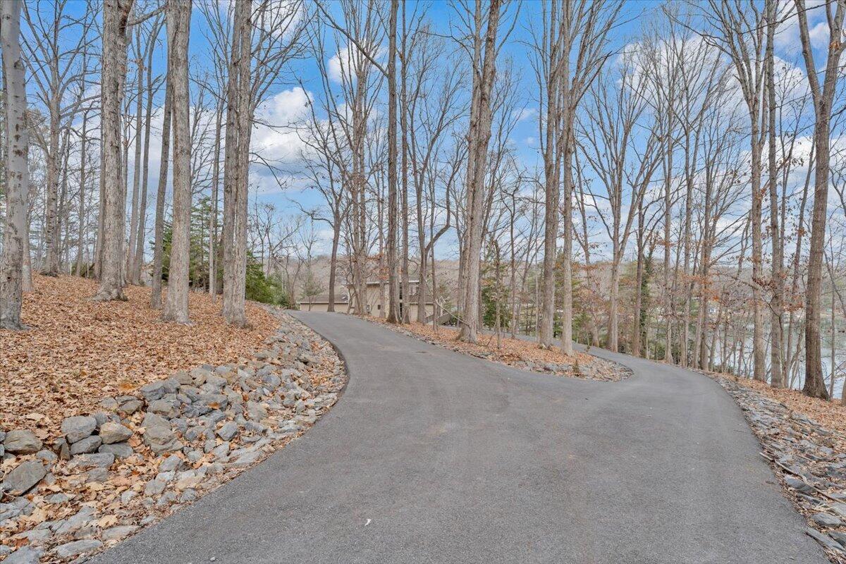 2768 Lake Retreat Road Huddleston, VA 24104 - Photo 11 of 92 71-MIB02797