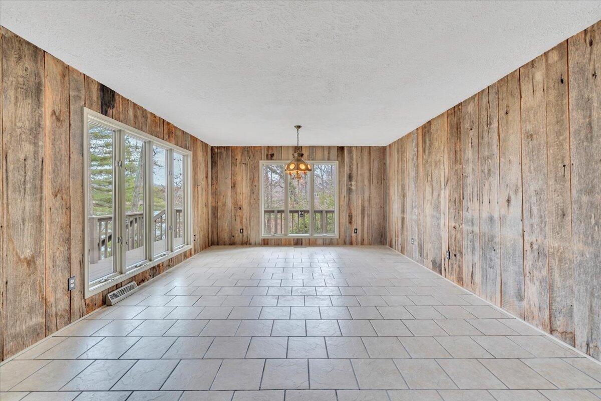 2768 Lake Retreat Road Huddleston, VA 24104 - Photo 19 of 92 06-MIB02530