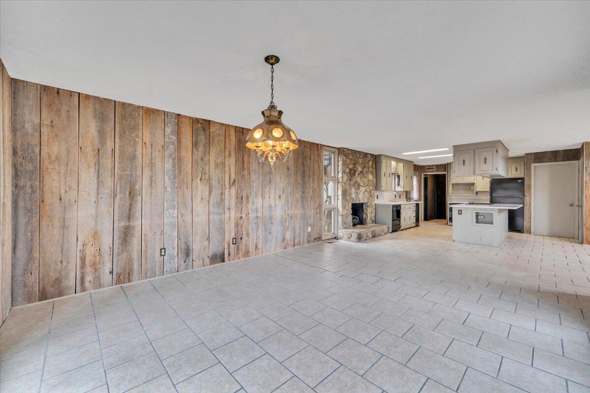 2768 Lake Retreat Road Huddleston, VA 24104 - Photo 20 of 92 07-MIB02536