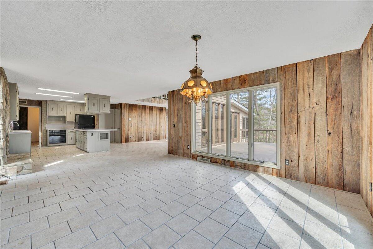 2768 Lake Retreat Road Huddleston, VA 24104 - Photo 21 of 92 08-MIB02533