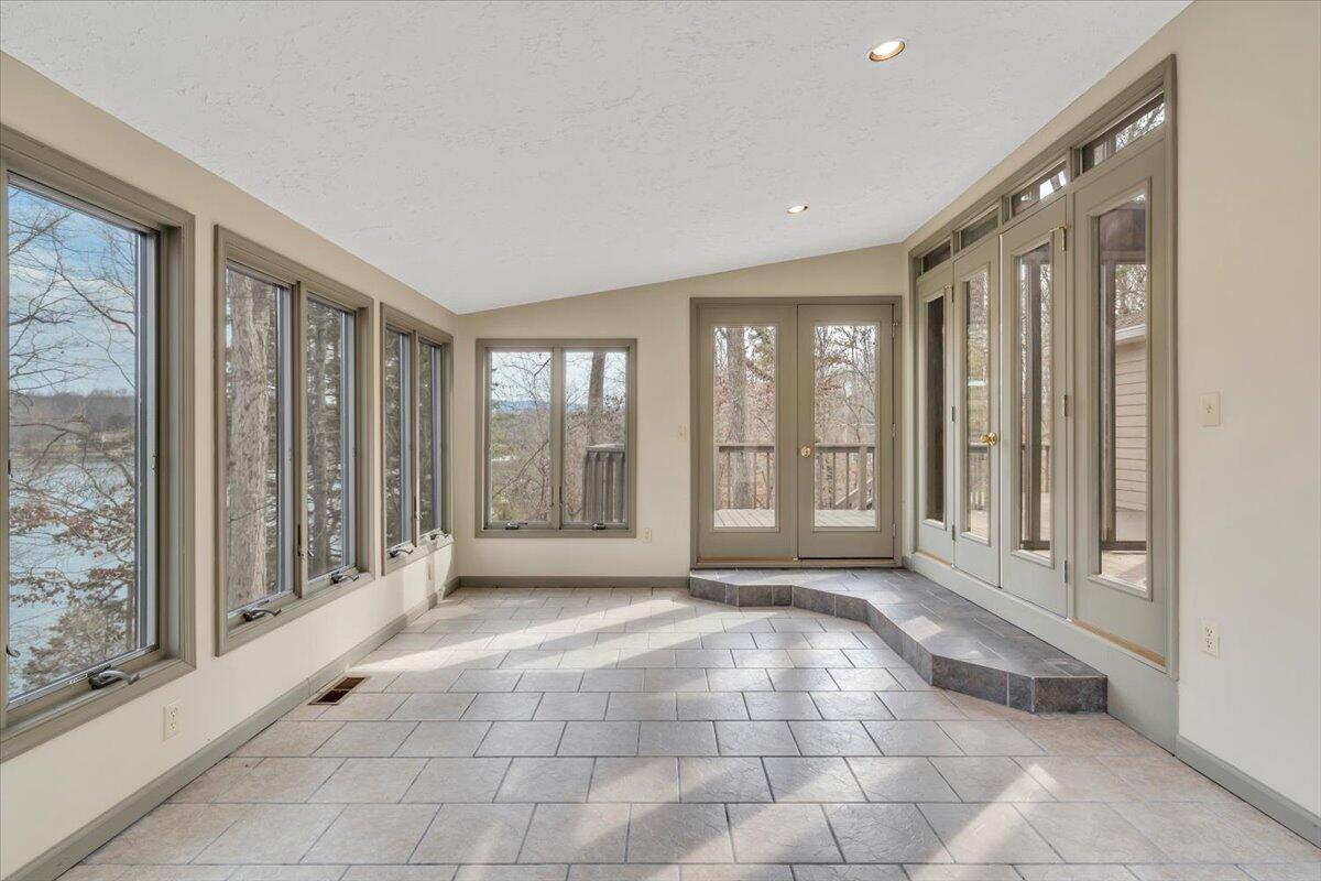 2768 Lake Retreat Road Huddleston, VA 24104 - Photo 28 of 92 16-MIB02566