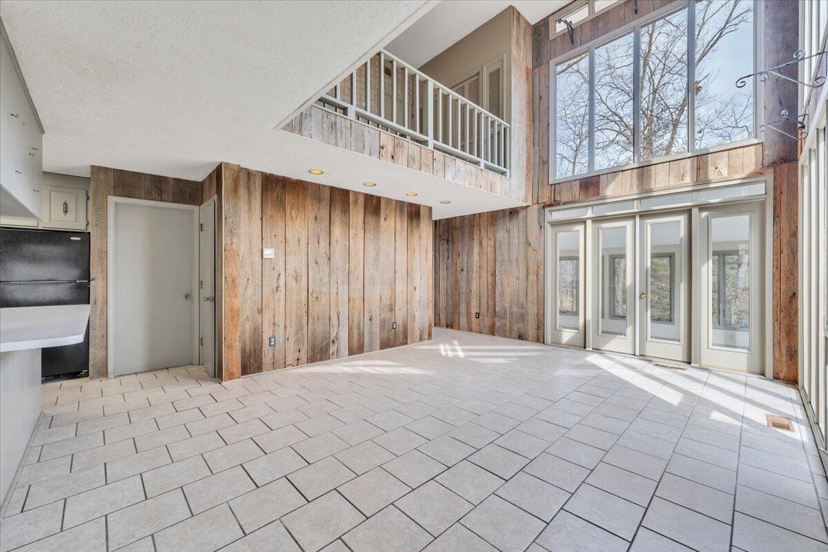 2768 Lake Retreat Road Huddleston, VA 24104 - Photo 6 of 92 10-MIB02539